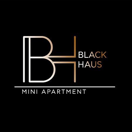 Blackhaus Young Mini Thessalonique Extérieur photo