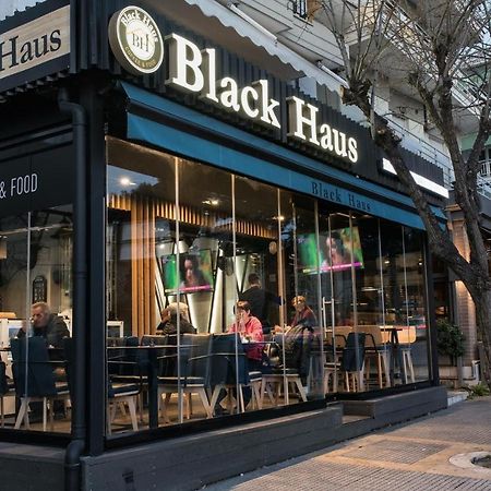 Blackhaus Young Mini Thessalonique Extérieur photo